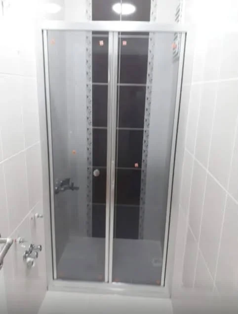 Krom Duşakabin